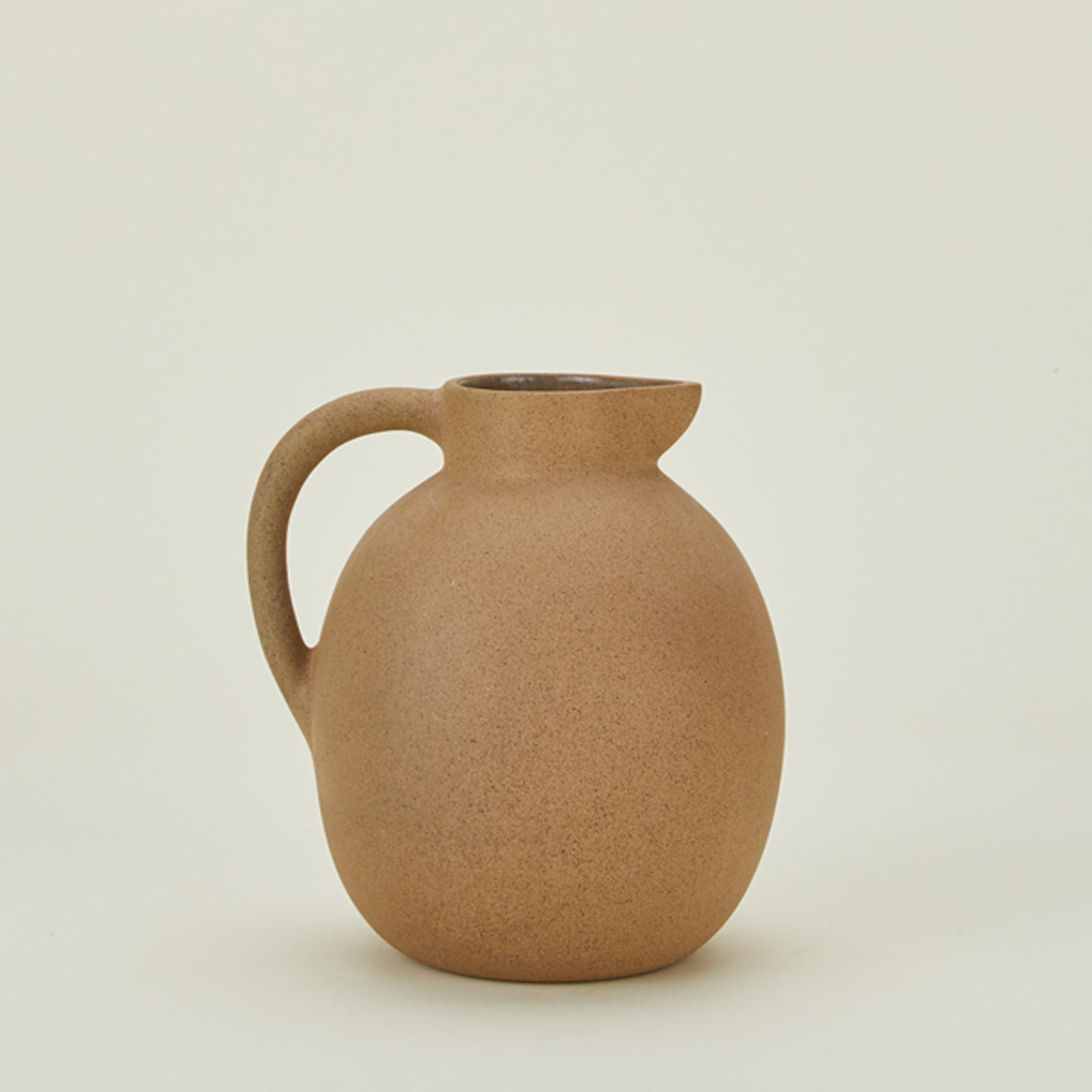 Bola Pitcher